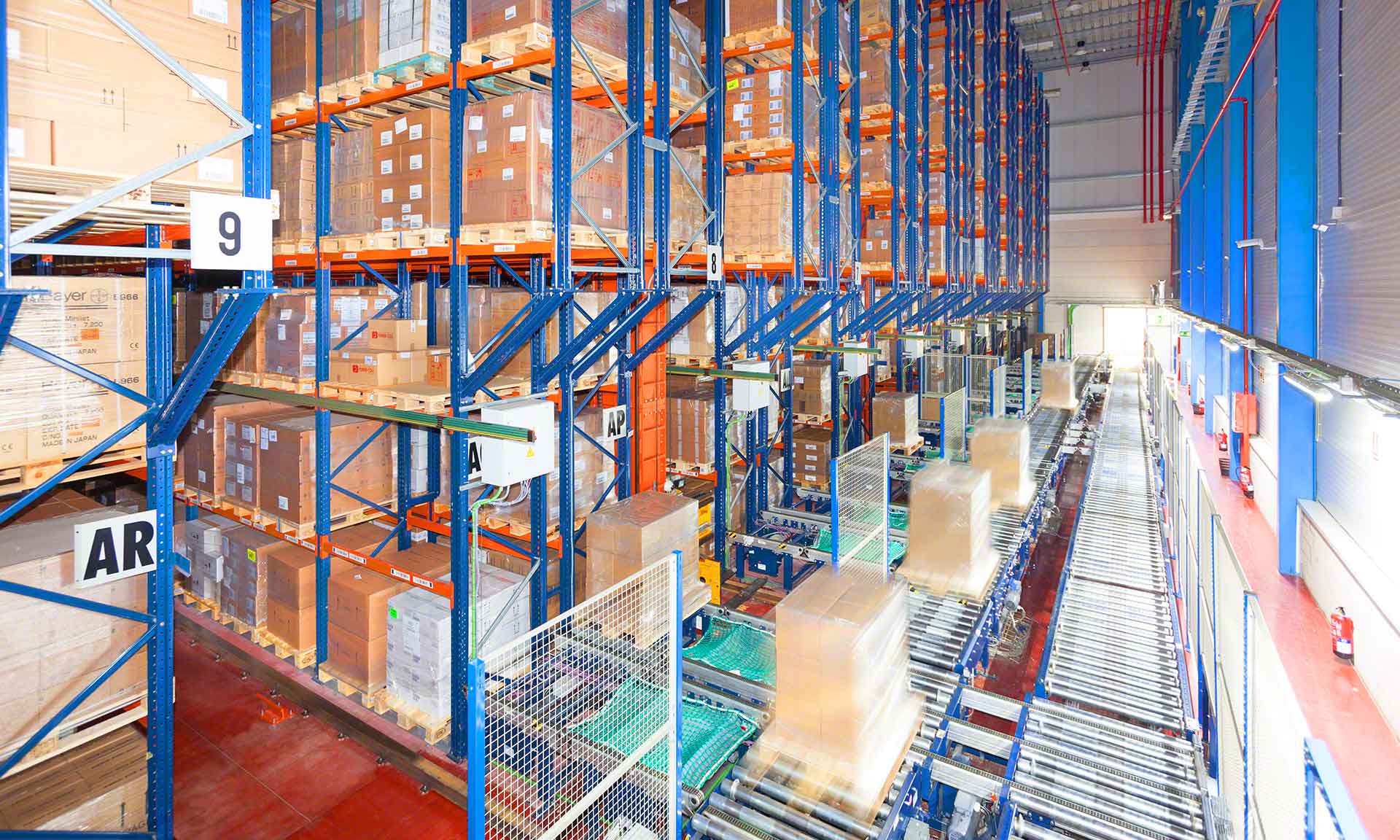 Klacht houding statisch Automated replenishment systems - Mecalux.com