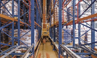 Automated stacker cranes boost productivity in the warehouse