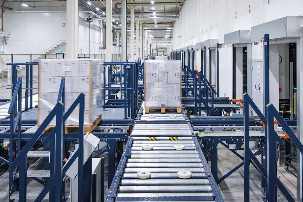 Intersurgical’s automated warehouse in Lithuania is made up of eight 397-foot-long aisles with double-deep racks on both sides