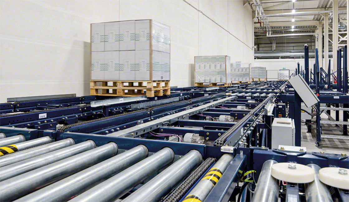 Automated solutions at Intersurgical’s warehouse in Lithuania allowed it to cope with a 50% spike in goods flows
