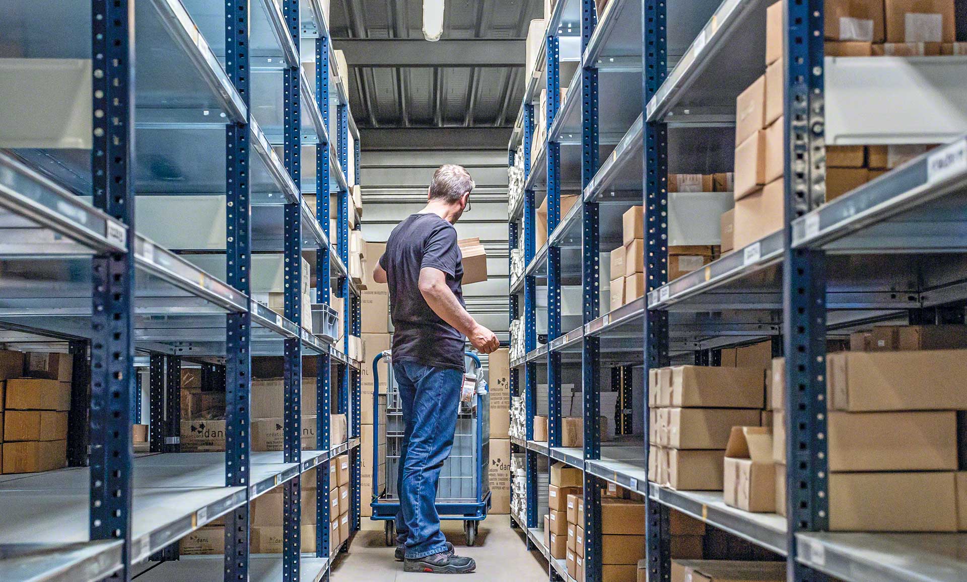 What is inventory management? - Mecalux.com