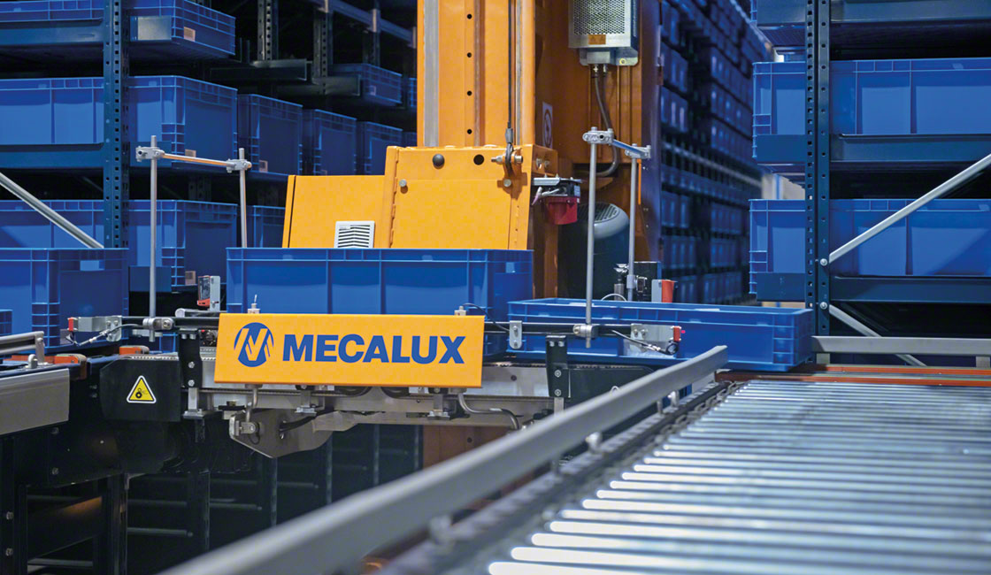 A stacker crane for boxes is a logistics robot charged with streamlining the movement of these unit loads