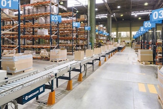 E-commerce returns management: a view from the warehouse