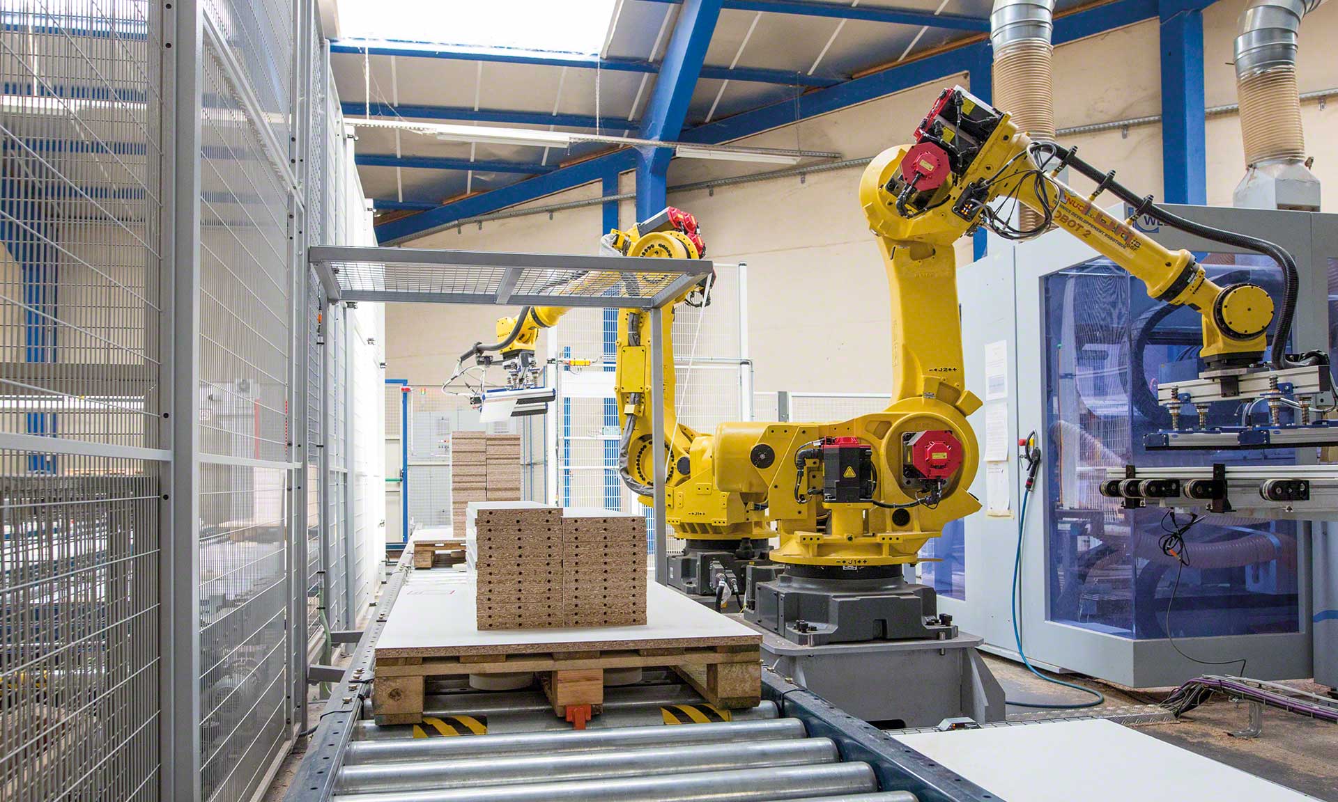 Picking robots bring speed and accuracy to order processing