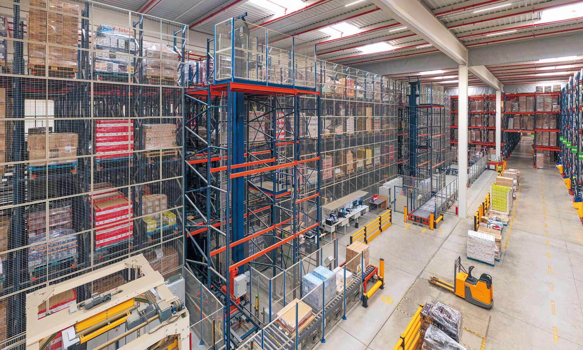 Warehouse equipment consists of any system or machine that facilitates operators' tasks in a warehouse