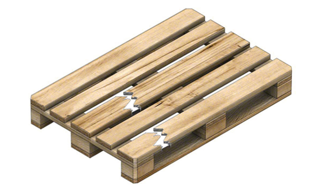 Wooden pallets can break more easily than plastic ones