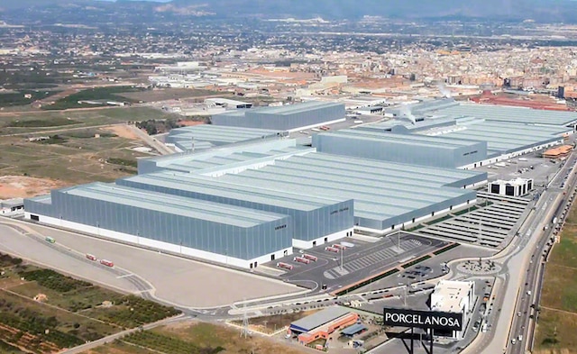 Porcelanosa Group has incorporated the latest technology into its five logistics centres