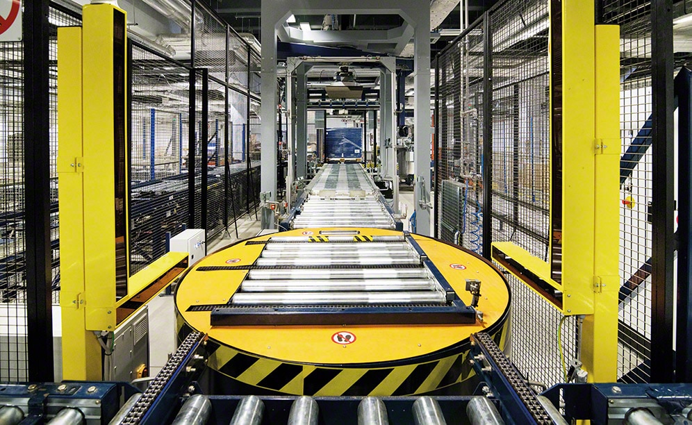 The automation guarantees high productivity of the entire supply chain The automation guarantees high productivity of the entire supply chain