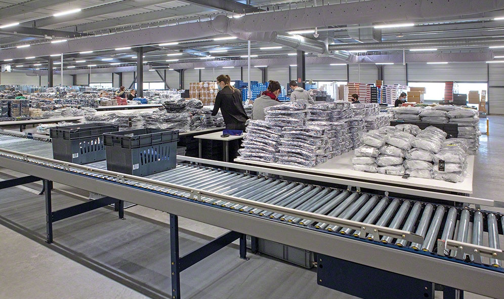 CCV: automatic conveyors for managing 20,000 products a day
