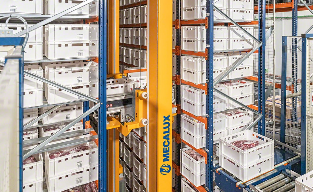 Elaborados Cárnicos Medina's automated warehouse for boxes in Buñol (Spain)