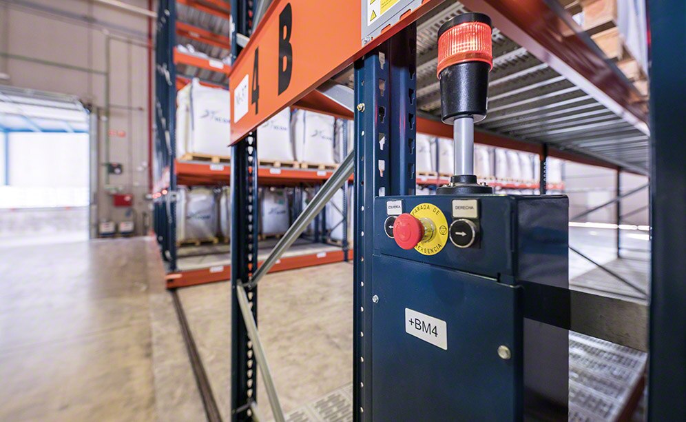 Electronic devices protect operators and the goods