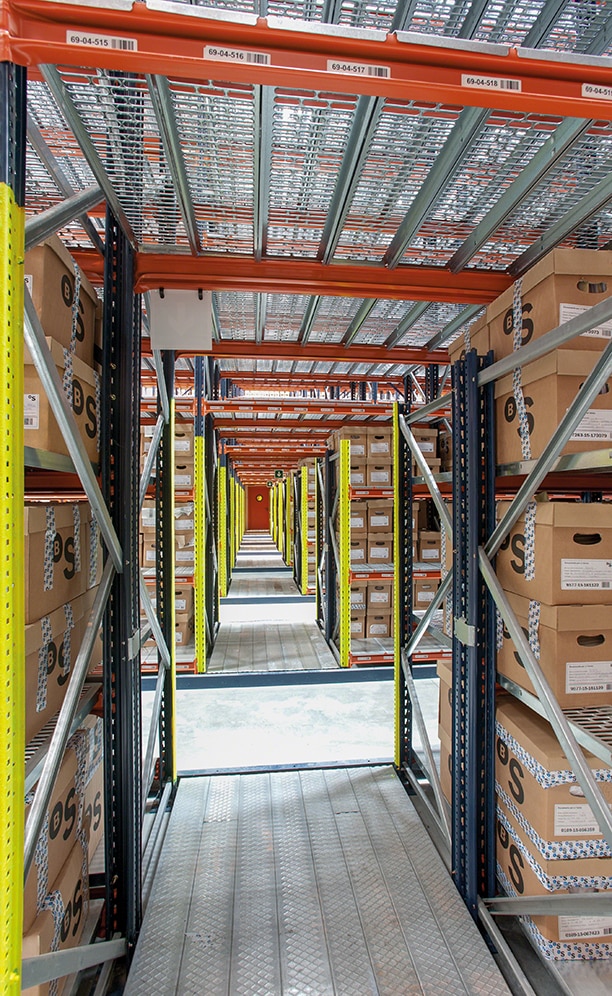 Between the racks, there are intermediate passageways enabled that allow quick access to emergency exits if necessary