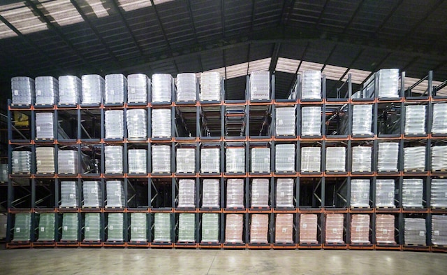The Dacsa installation was arranged with 141 storage channels