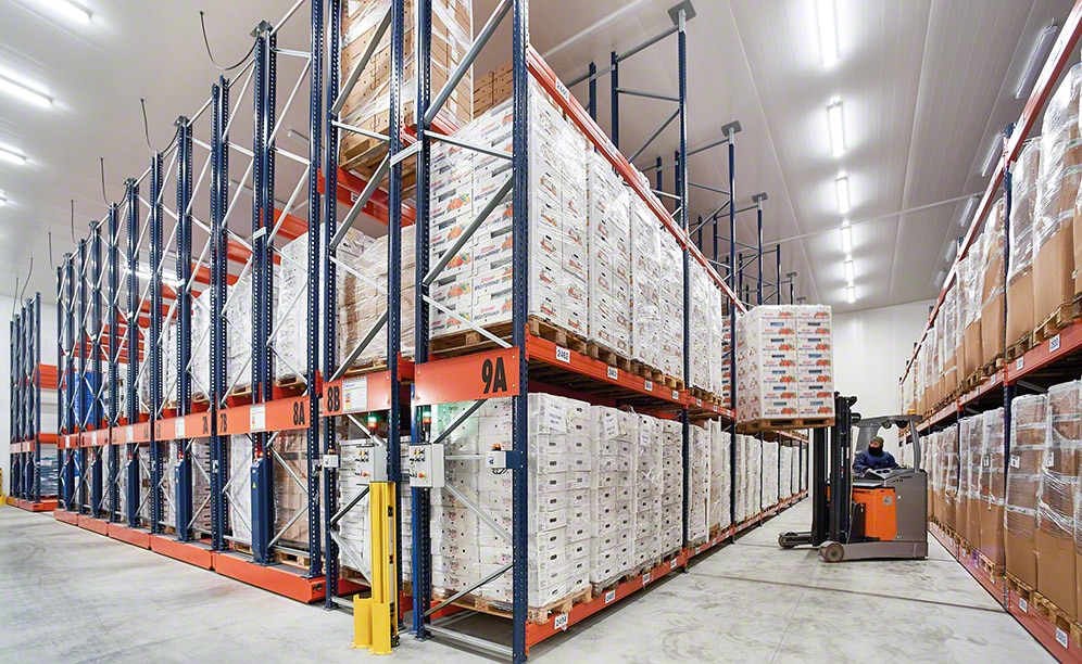 Frozen storage warehouse of Comag with Movirack mobile pallet racking