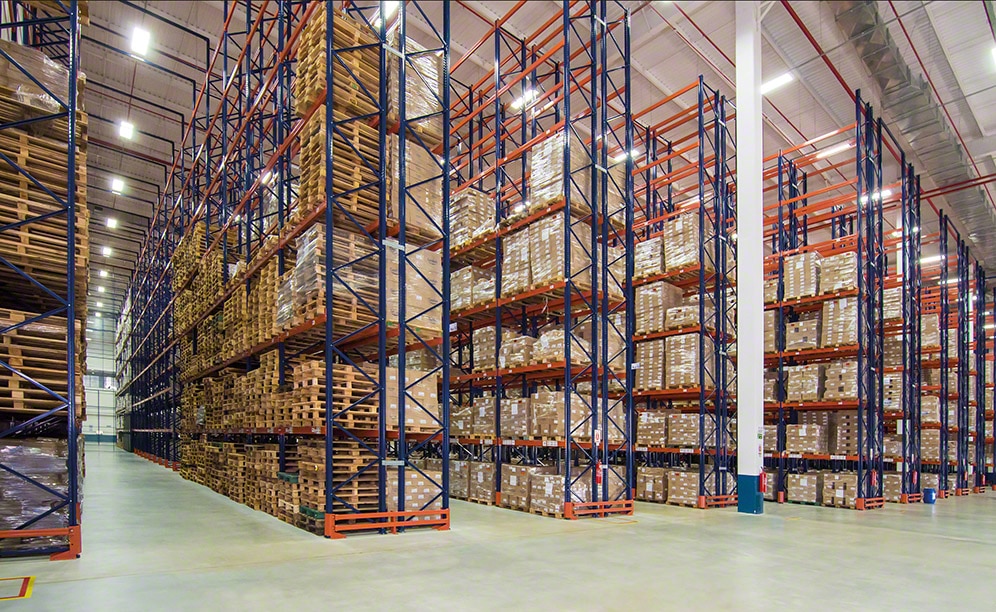 The large medication warehouse of Geolab supplies pharmacies in Brazil