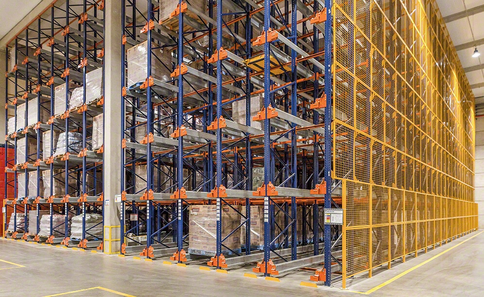 Pallet shuttle system gives capacity and agility to Selmi
