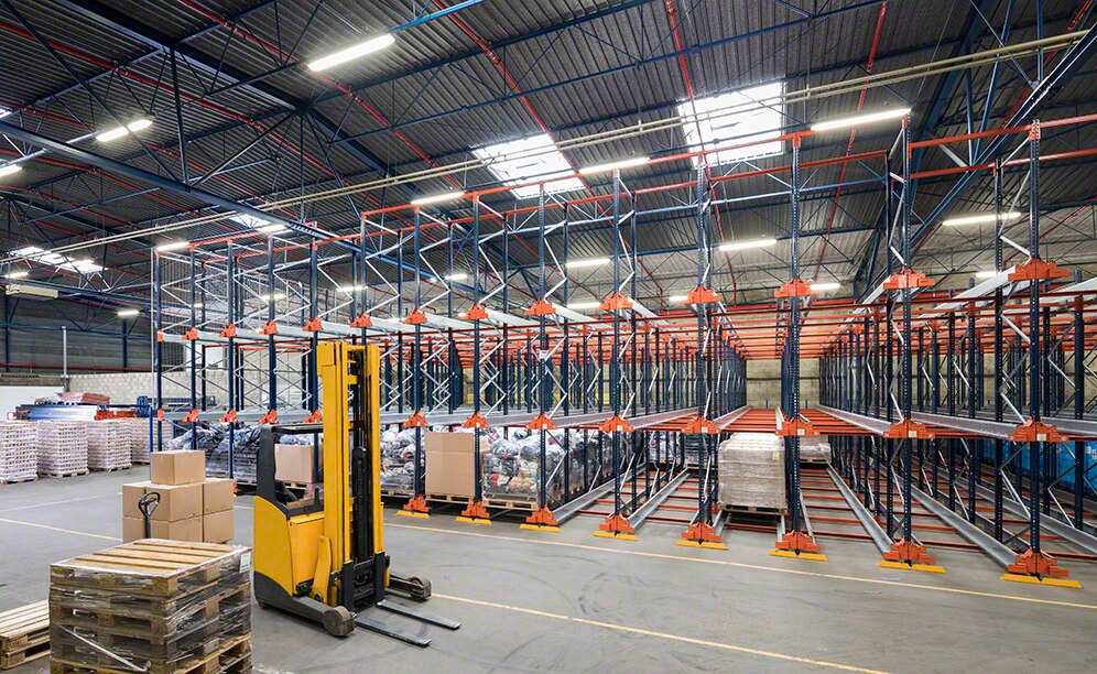 Red Cross racks can store up to 2,322 pallets