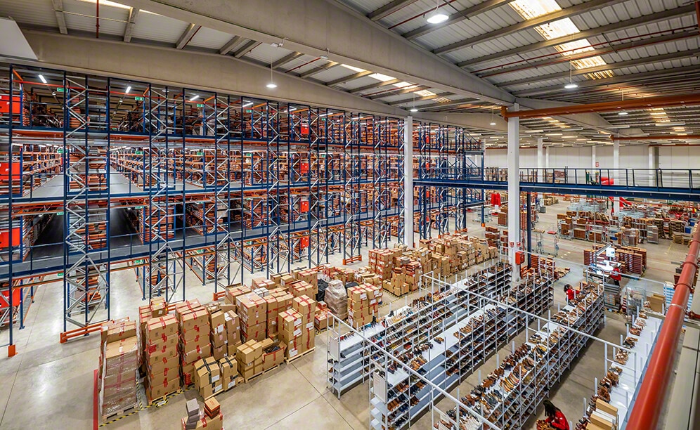 Pikolinos shoe brand renovates its warehouse to deal with e-commerce trends