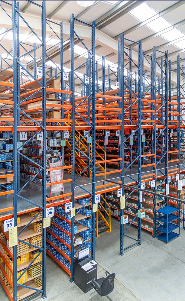 Storage for picking with walkways for Grupo Morsa in Mexico