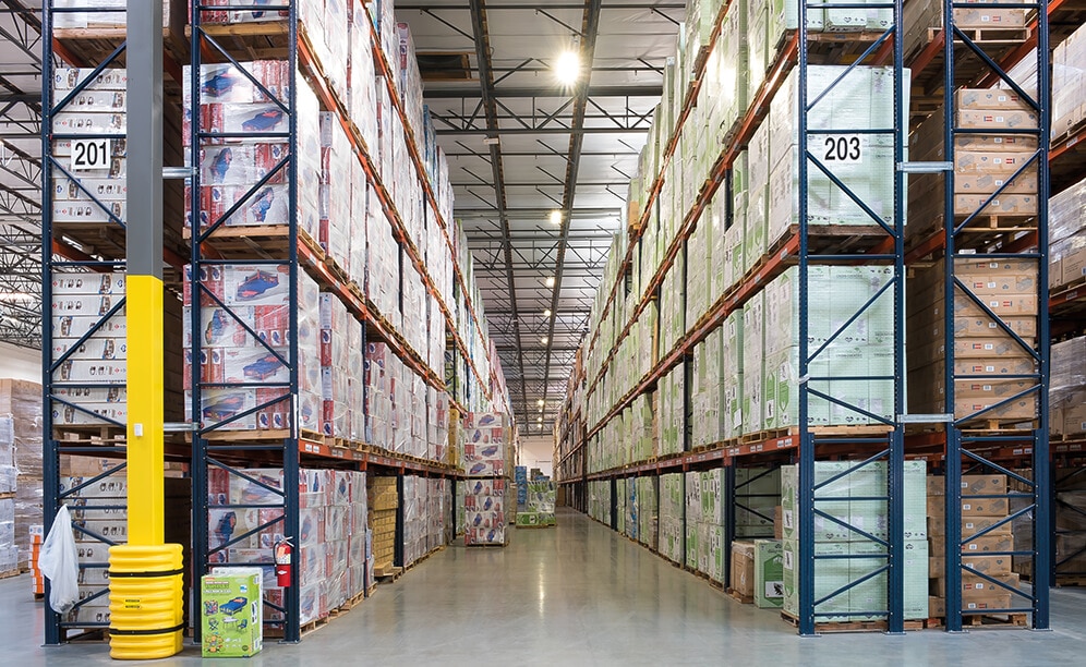 Bolted pallet racking offers direct access to any pallet Bolted pallet racking offers direct access to any pallet