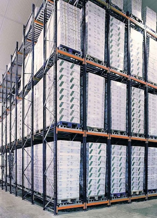 High-density pallet rack systems High-density pallet rack systems