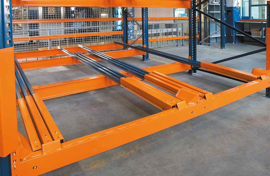 Detail of the type of trolley used in push-back racking