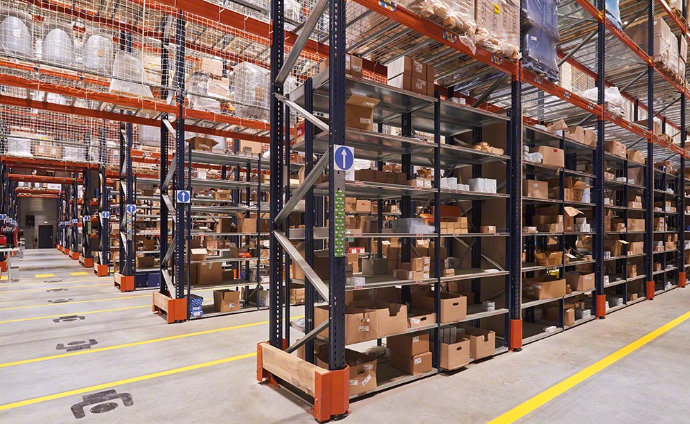 This warehouse houses components for boilers, radiators, thermostats, etc. This warehouse houses components for boilers, radiators, thermostats, etc.