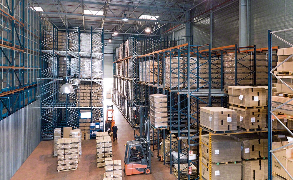 Easy WMS manages the motorcycle luggage stored at Shad