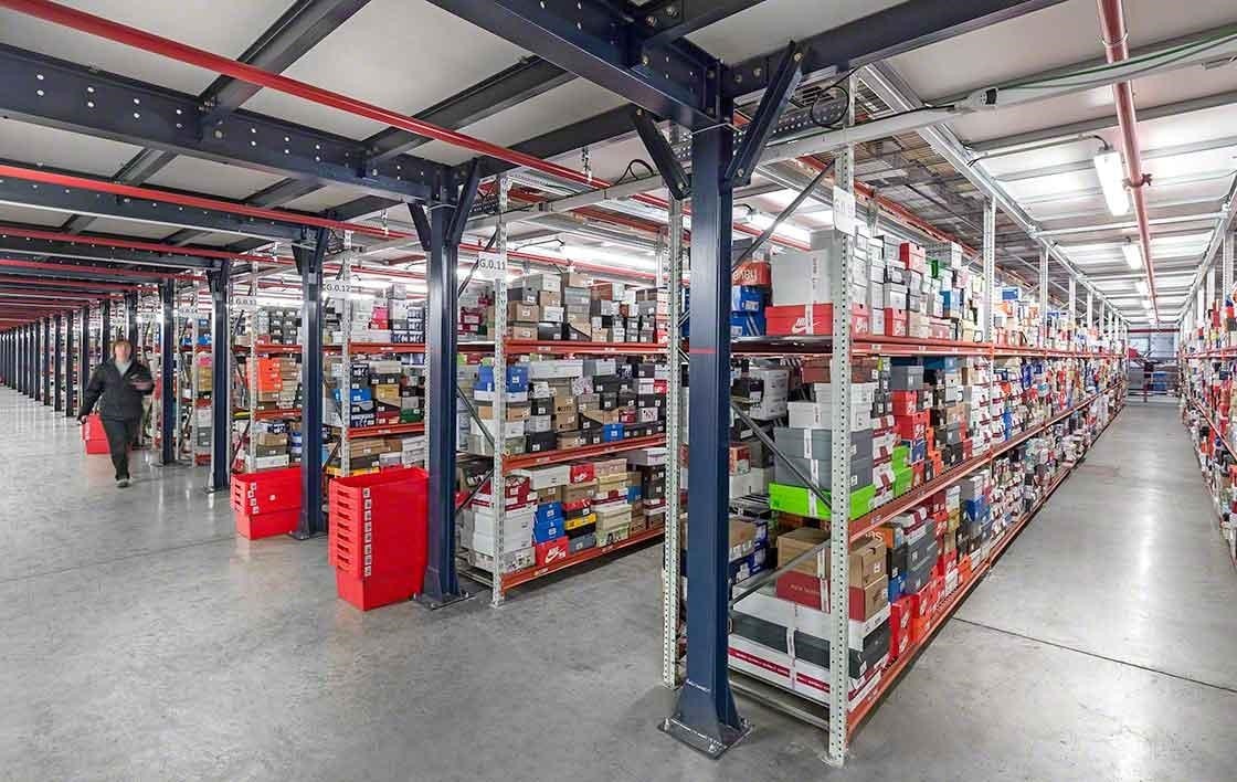 E-commerce logistics must manage a huge number of SKUs E-commerce logistics must manage a huge number of SKUs
