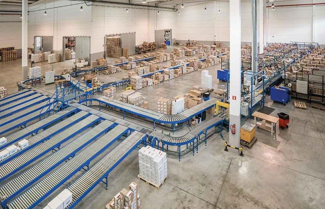 Properly organising the different areas of your warehouse is essential for proper returns management