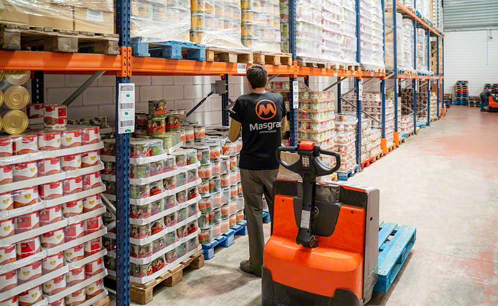 Masgrau Alimentació renovates the management of its warehouse with Mecalux WMS Masgrau Alimentació renovates the management of its warehouse with Mecalux WMS