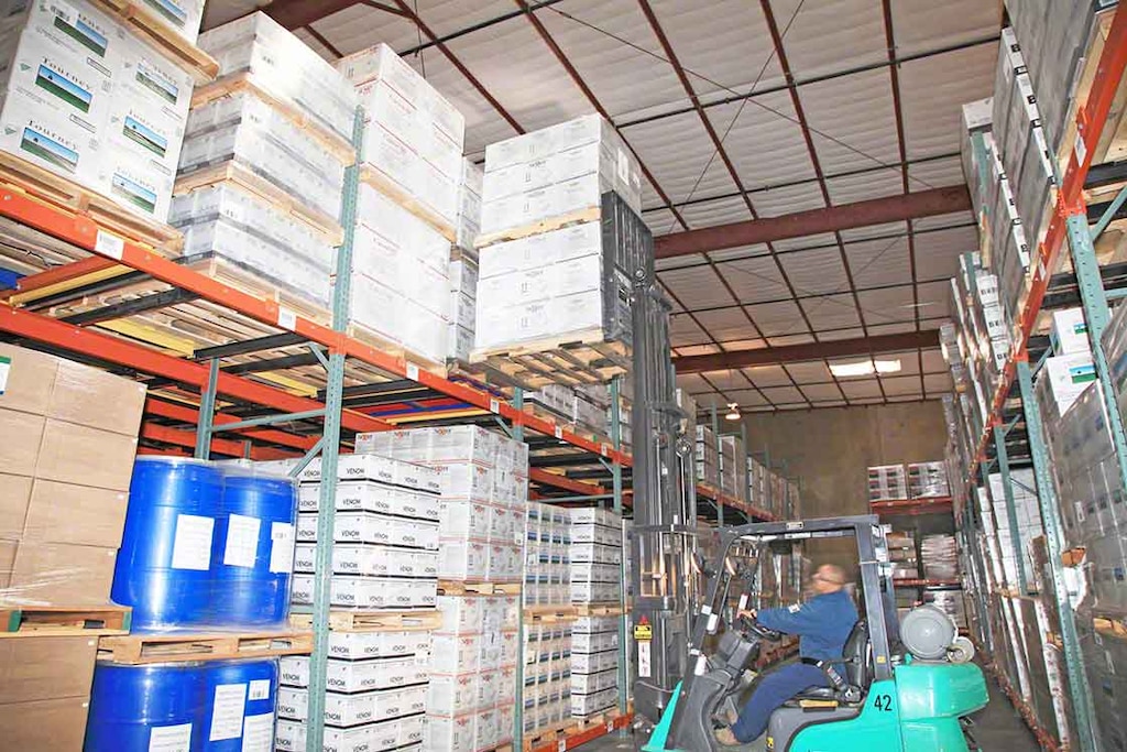 With push-back live storage systems, goods are loaded and unloaded from the same end of the racks With push-back live storage systems, goods are loaded and unloaded from the same end of the racks
