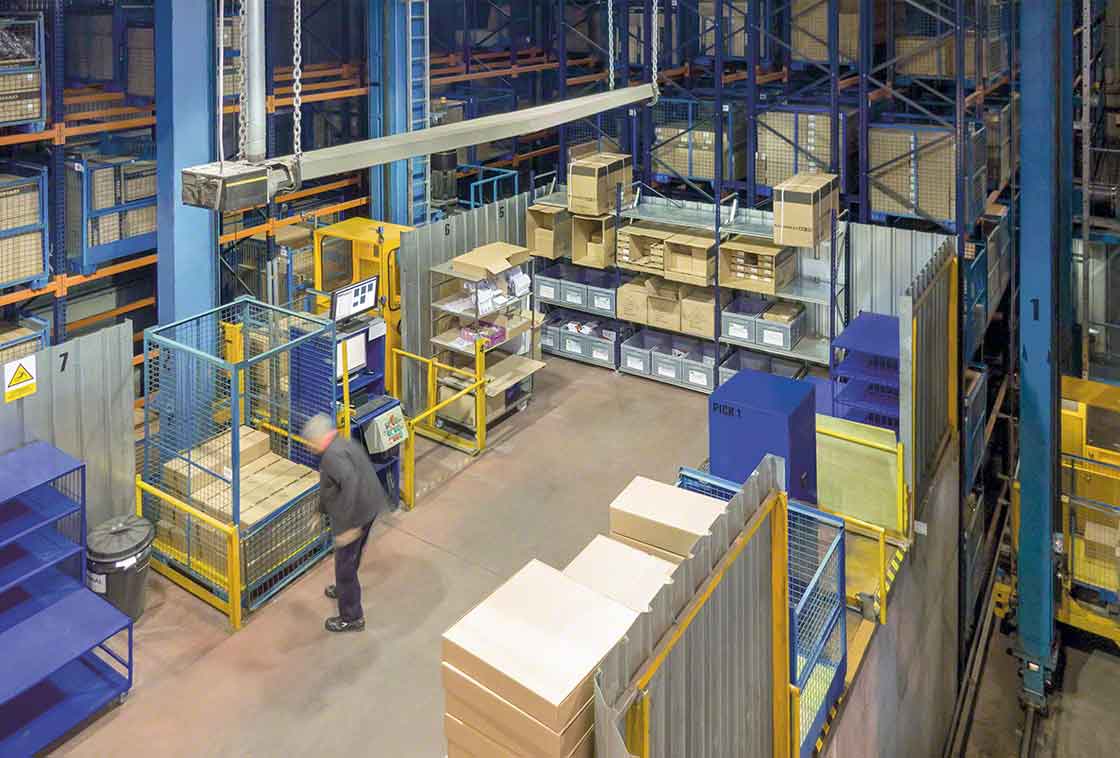 In Lean logistics, the picking and order preparation area must be clean and organised to streamline work