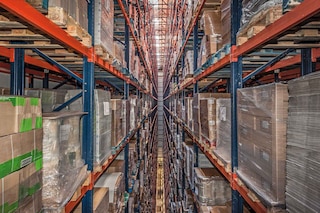 Reorder point formula: how does this affect warehouse management?