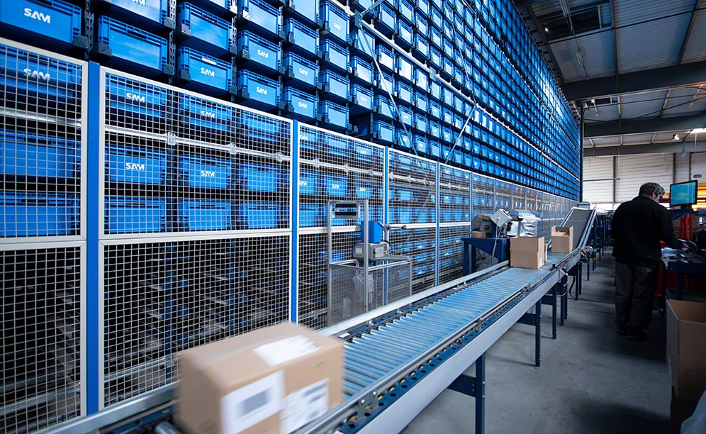 SAM can deliver up to 10,000 SKUs to its customers in just 24 hours SAM can deliver up to 10,000 SKUs to its customers in just 24 hours