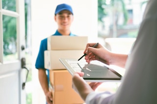 Electronic proof of delivery in logistics