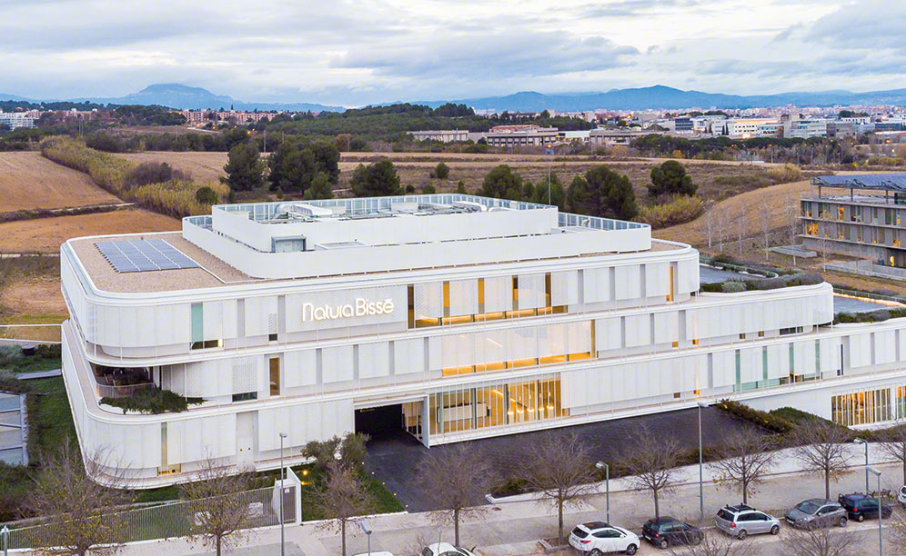 Natura Bissé's new automated warehouse in Barcelona Natura Bissé's new automated warehouse in Barcelona