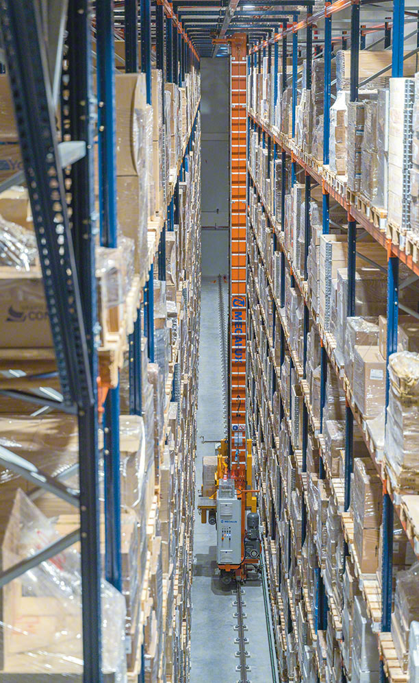 Easy WMs monitors the goods stored in the warehouse Easy WMs monitors the goods stored in the warehouse