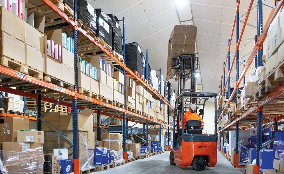 The installation is dedicated to the preparation of online orders The installation is dedicated to the preparation of online orders