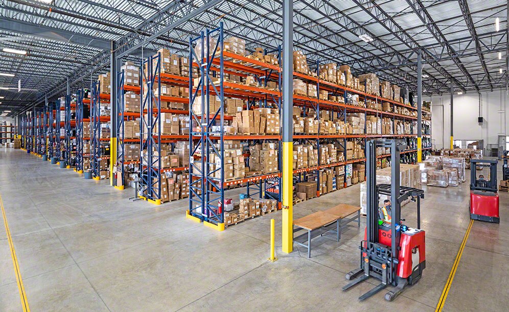 The Dufry facility in Miami with racks from Interlake Mecalux