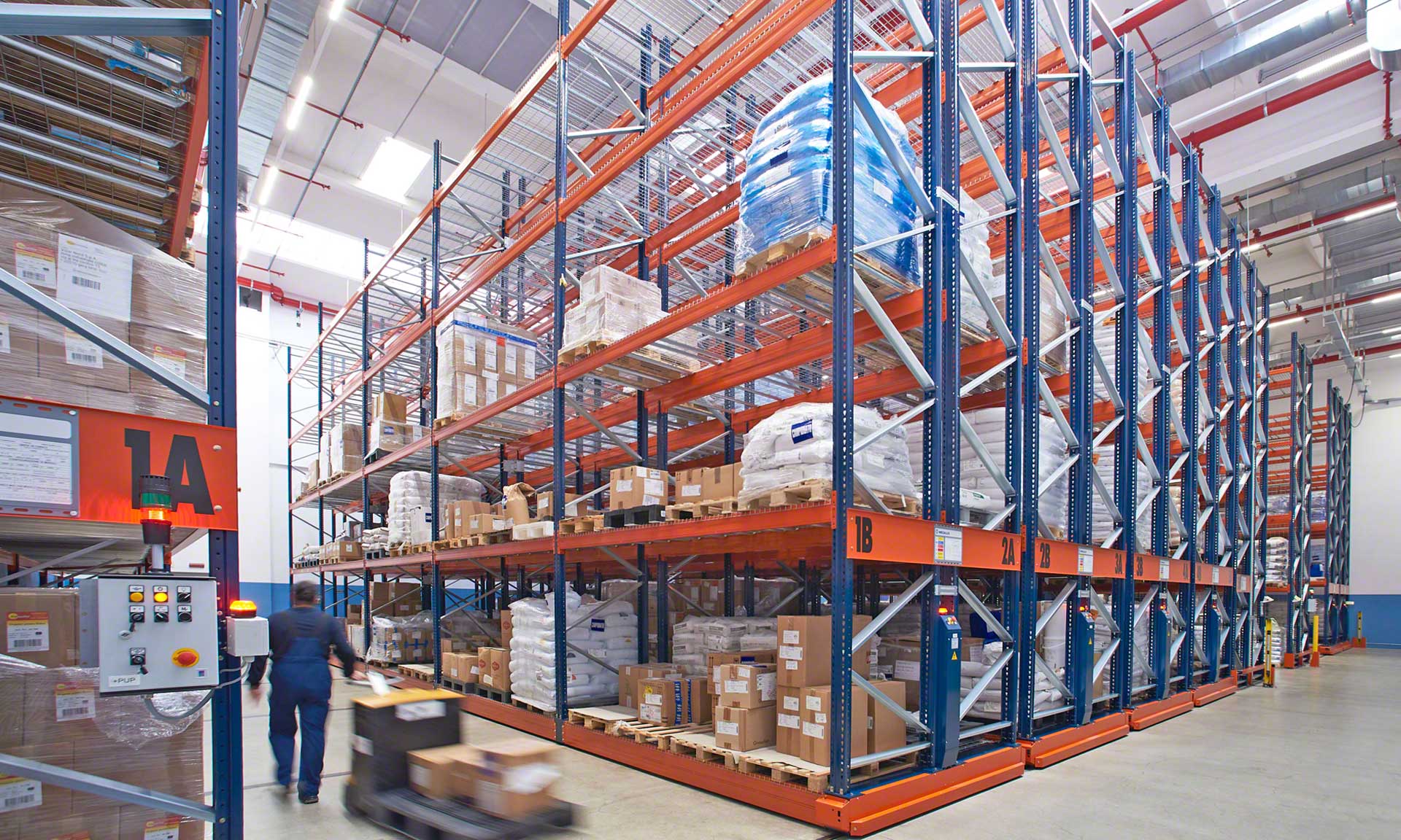 Vibar Nord: automation connects production to the warehouse