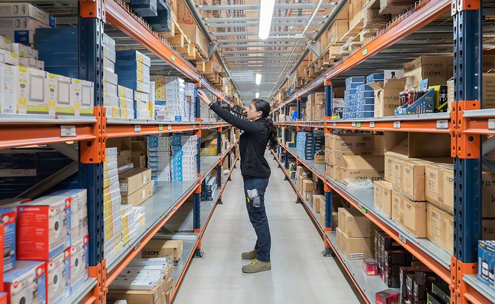 The direct access streamlines the preparation of 1,000 daily orders The direct access streamlines the preparation of 1,000 daily orders