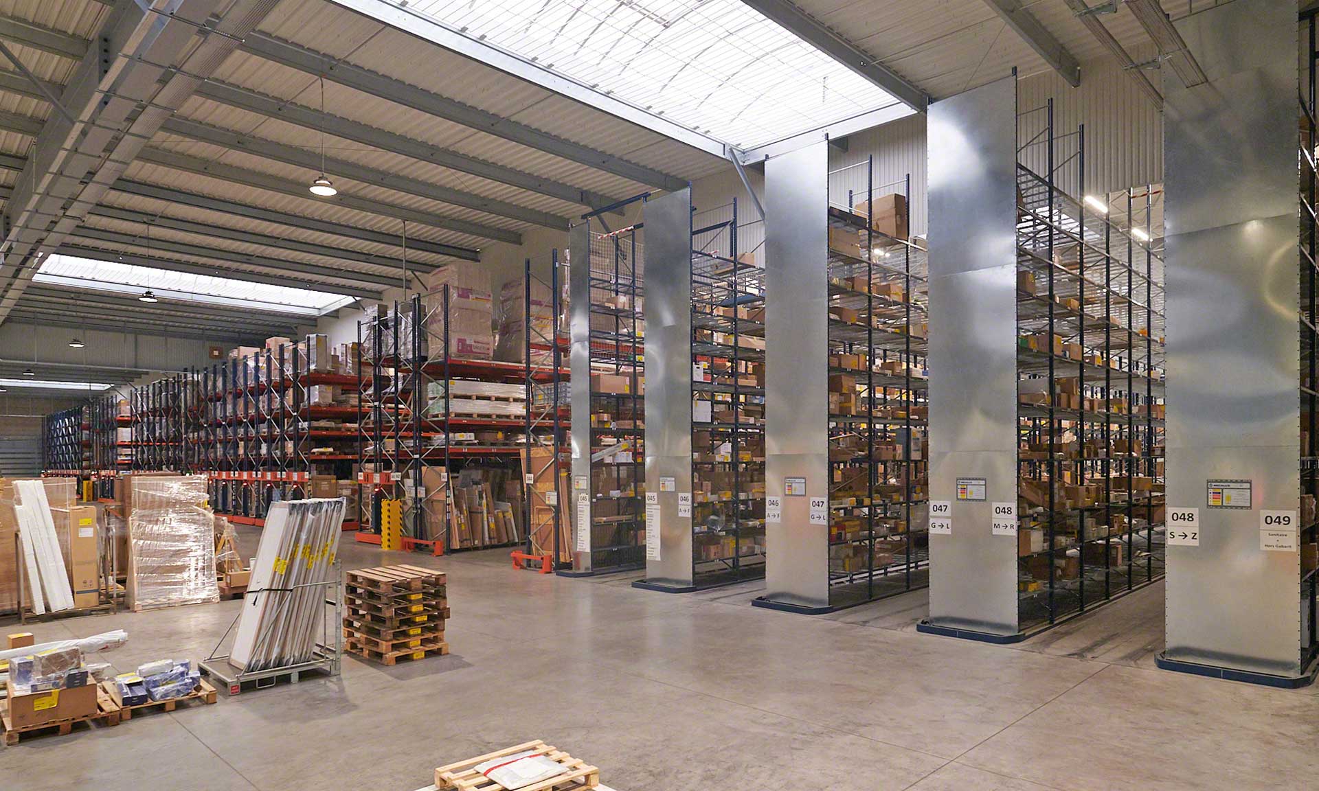 VST warehouse for French cooperative