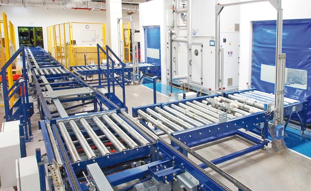 The entrance area includes three checkpoints The entrance area includes three checkpoints