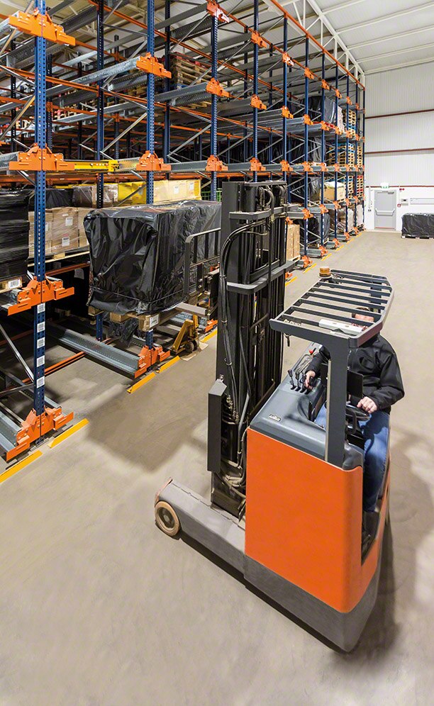 High-capacity documental storage warehouse archive of Nr Docusafe High-capacity documental storage warehouse archive of Nr Docusafe