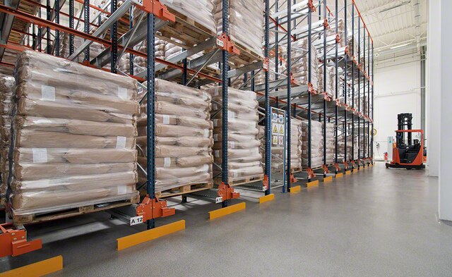 Mecalux provided high-density storage systems for Eggs Product’s warehouse