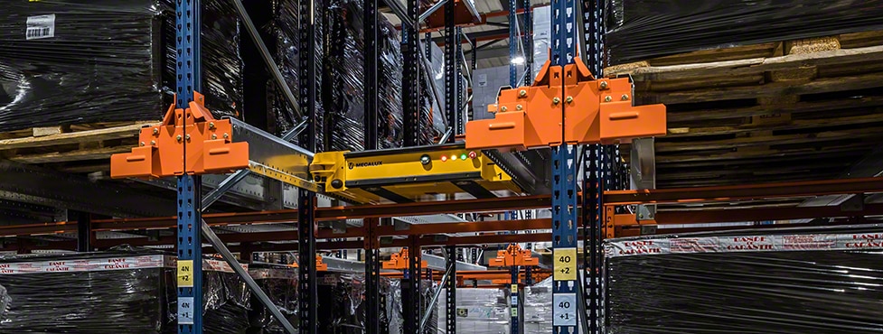 Combination of systems in the Vinaigrerie Générale warehouse in France Combination of systems in the Vinaigrerie Générale warehouse in France