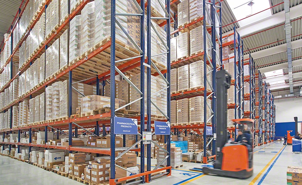 Racks reinforced to withstand possible seismic movement Racks reinforced to withstand possible seismic movement