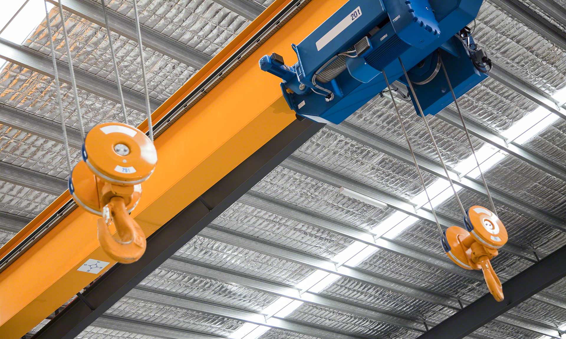Hoist: definition and function in warehousing