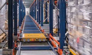 Clavo Food Factory doubles storage capacity with the 3D Automated Pallet Shuttle